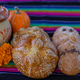 Cuando Es Dia De Los Muertos - Pan de Finados